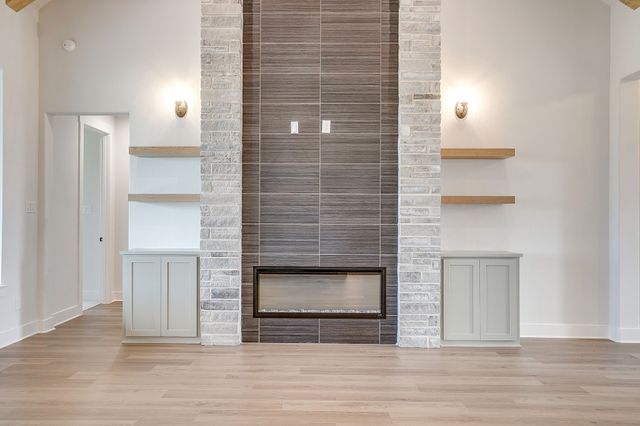 136 Lana Garden Way, Waxahachie, TX 75165