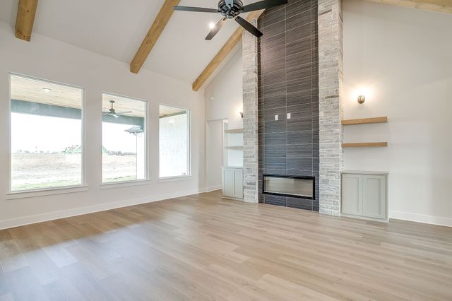 136 Lana Garden Way, Waxahachie, TX 75165