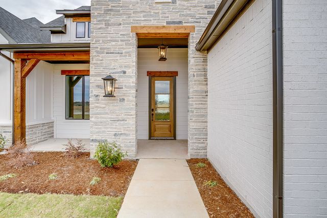 136 Lana Garden Way, Waxahachie, TX 75165