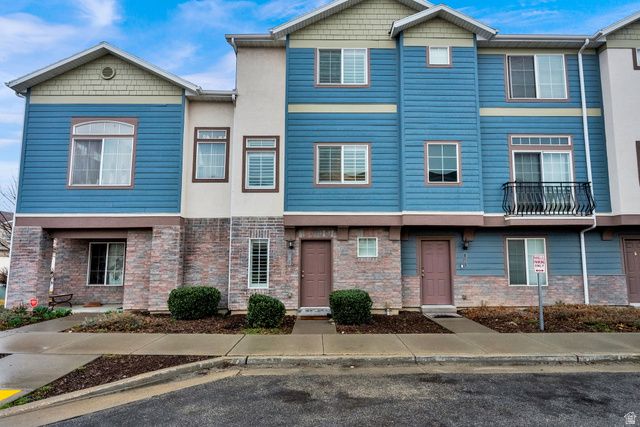 36 E OPEQUON RD, Sandy, UT 84070