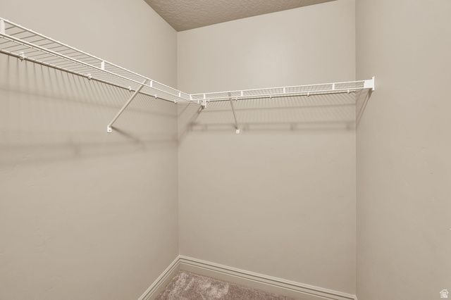 36 E OPEQUON RD, Sandy, UT 84070