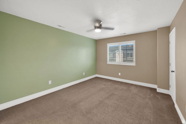 36 E OPEQUON RD, Sandy, UT 84070