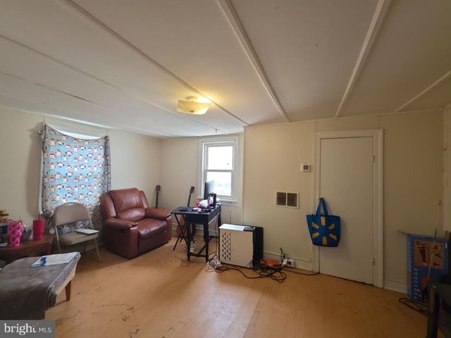 515 COLUMBIA AVE, Millville, NJ 08332