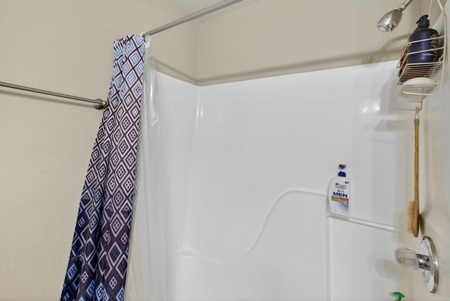 19 Shamsie Dr, Ward, AR 72176