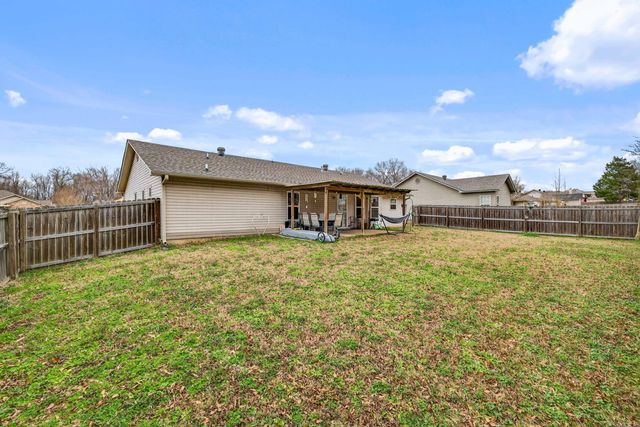19 Shamsie Dr, Ward, AR 72176