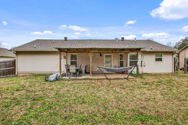 19 Shamsie Dr, Ward, AR 72176