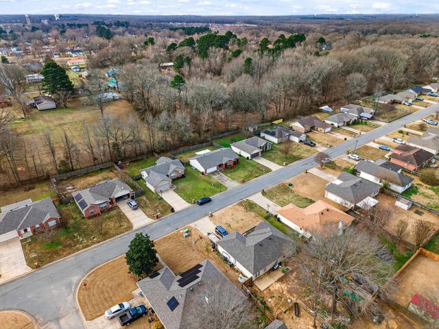 19 Shamsie Dr, Ward, AR 72176