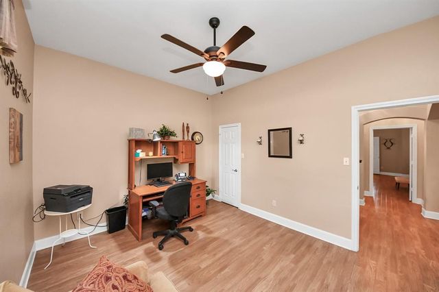 5607 Philip Evan Road, Needville, TX 77461