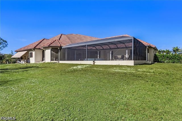 8250 Penzance BLVD, Fort Myers, FL 33912
