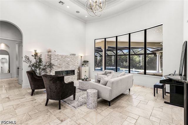 8250 Penzance BLVD, Fort Myers, FL 33912