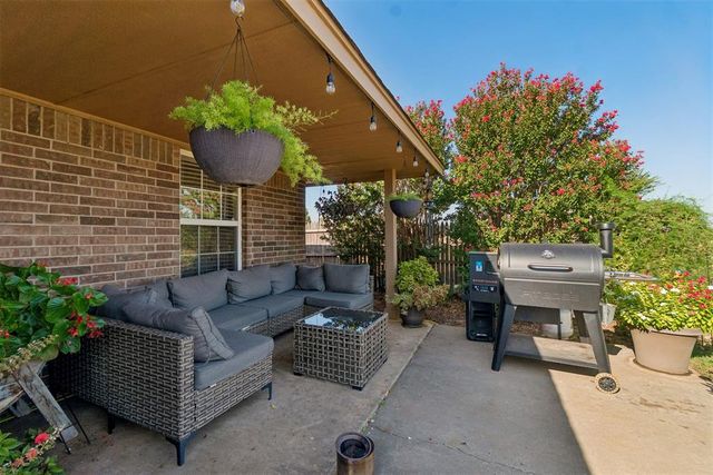 2096 County Road 1237, Tuttle, OK 73089