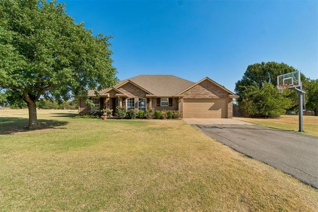 2096 County Road 1237, Tuttle, OK 73089