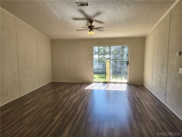 4703 S Hatteray Point, Lecanto, FL 34461