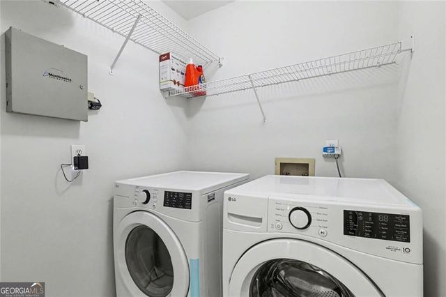 2120 Thorndale Drive SW, Lilburn, GA 30047