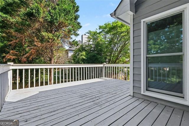 2120 Thorndale Drive SW, Lilburn, GA 30047