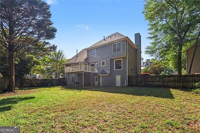 2120 Thorndale Drive SW, Lilburn, GA 30047