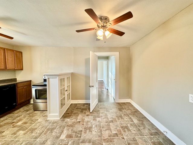 5738 Worth Street, Dallas, TX 75214