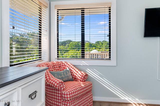 12 Royal Tern Court, Southport, NC 28461