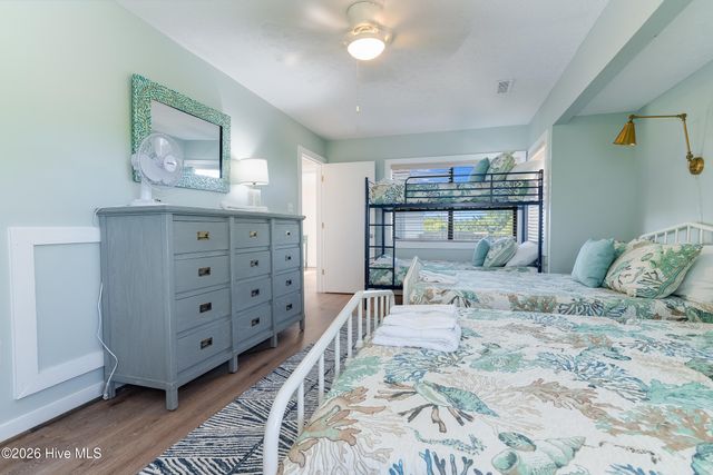 12 Royal Tern Court, Southport, NC 28461