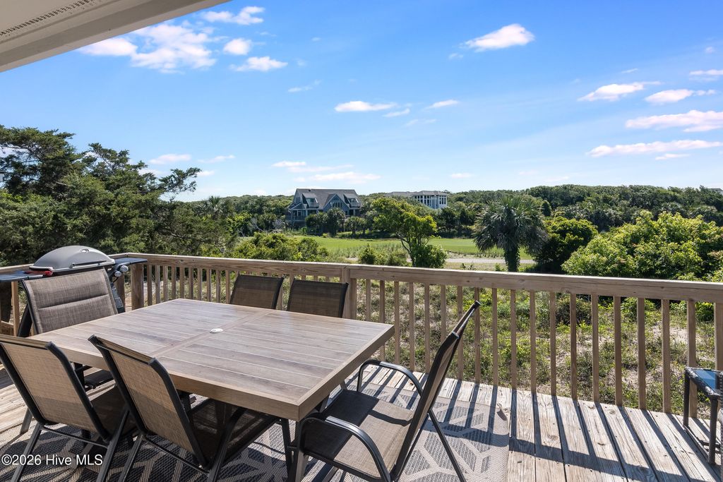 Image 41 of property listing at 12 Royal Tern Court, Southport, NC 28461