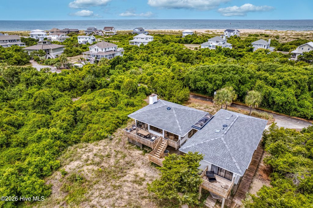 Image 54 of property listing at 12 Royal Tern Court, Southport, NC 28461