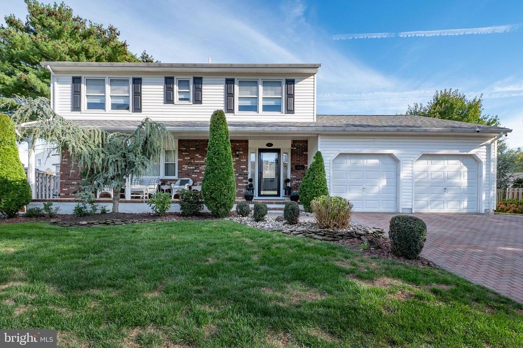 6 MARY CT, Milltown, NJ 08850