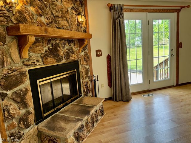 975 Deepwood Drive, Macedonia, OH 44056