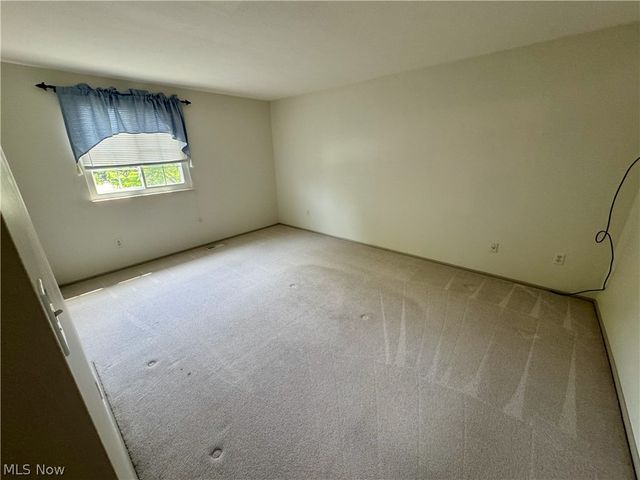 975 Deepwood Drive, Macedonia, OH 44056