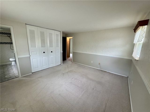 975 Deepwood Drive, Macedonia, OH 44056