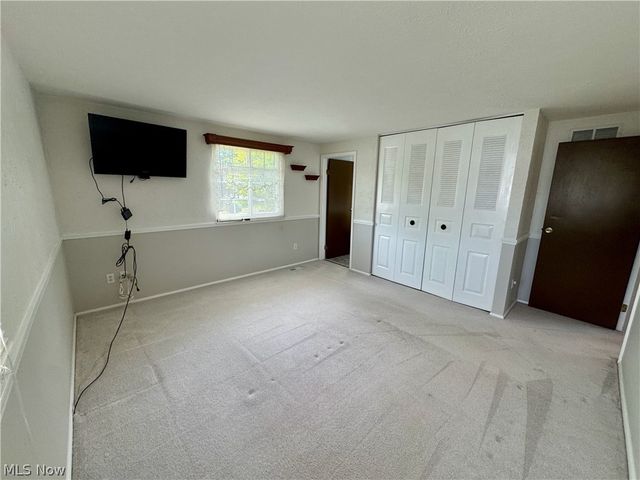 975 Deepwood Drive, Macedonia, OH 44056