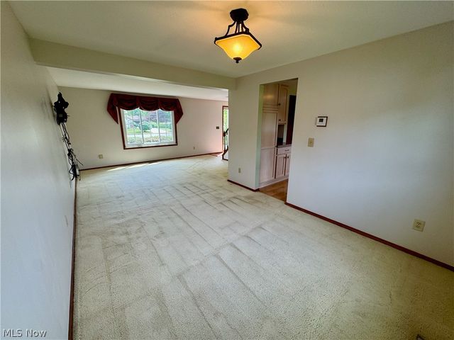 975 Deepwood Drive, Macedonia, OH 44056