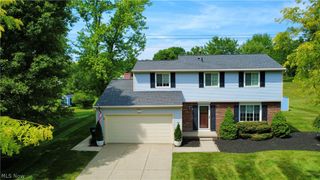 975 Deepwood Drive, Macedonia, OH 44056