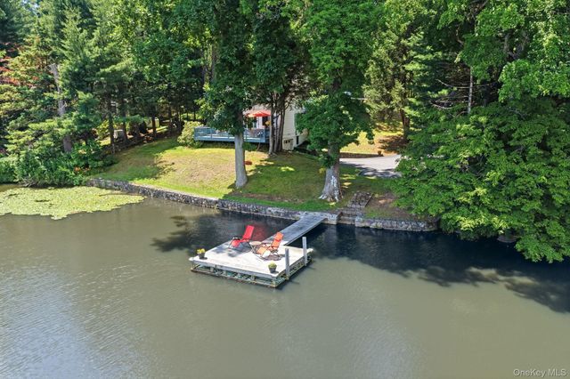 42 Gilbert Street, South Salem, NY 10590