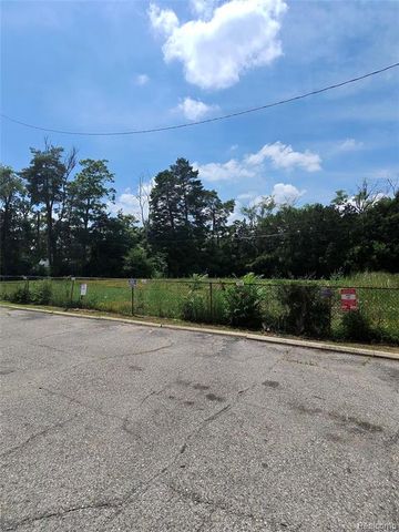 25301 Five Mile Rd 130, Redford, MI 48239