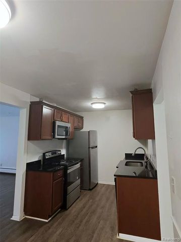 25301 Five Mile Rd 130, Redford, MI 48239