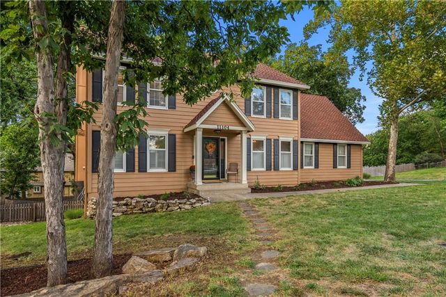 11104 W 109th Terrace, Overland Park, KS 66210