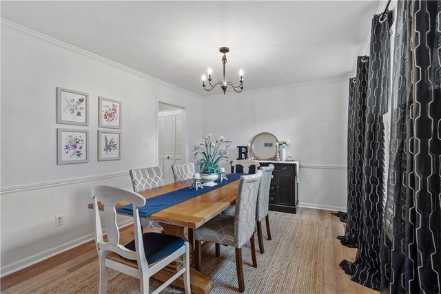 11104 W 109th Terrace, Overland Park, KS 66210