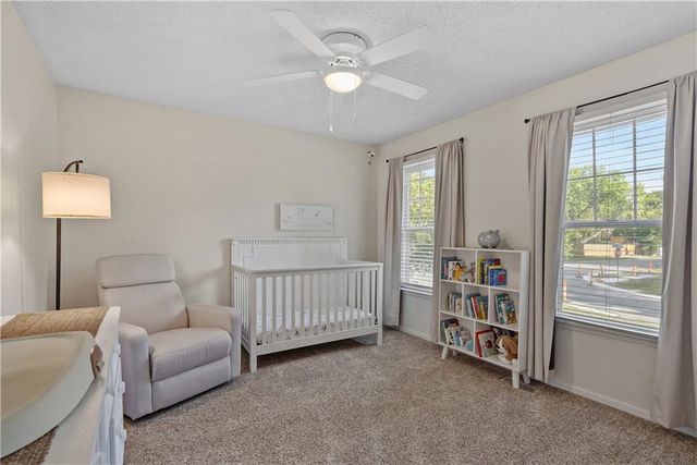 11104 W 109th Terrace, Overland Park, KS 66210