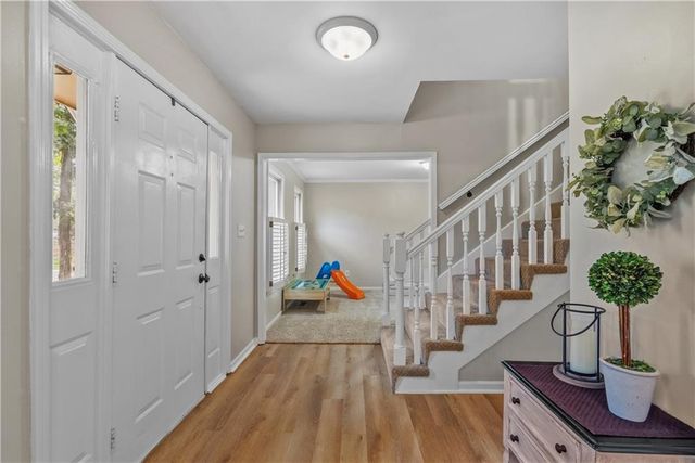 11104 W 109th Terrace, Overland Park, KS 66210
