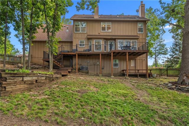 11104 W 109th Terrace, Overland Park, KS 66210