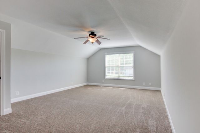 1384 Borrowdale Dr, Clarksville, TN 37040