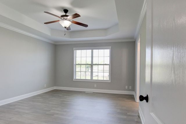 1384 Borrowdale Dr, Clarksville, TN 37040