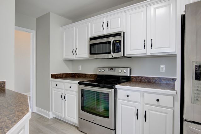 1384 Borrowdale Dr, Clarksville, TN 37040