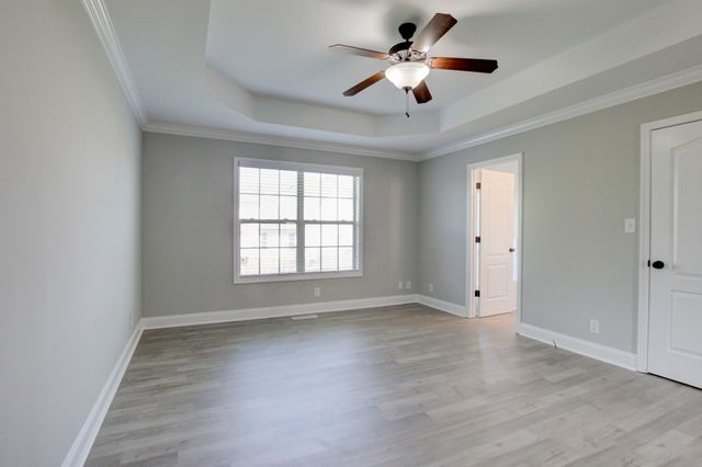 1384 Borrowdale Dr, Clarksville, TN 37040