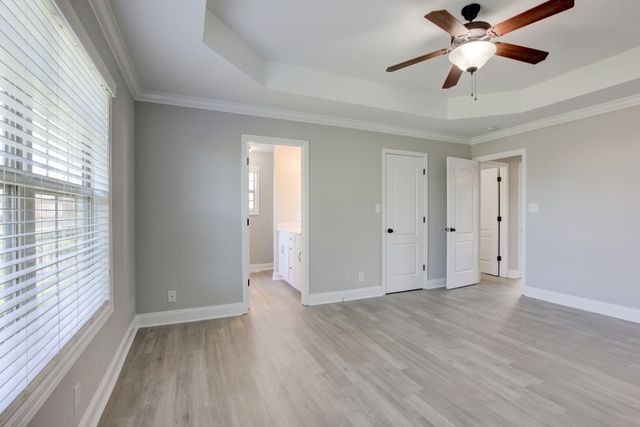 1384 Borrowdale Dr, Clarksville, TN 37040