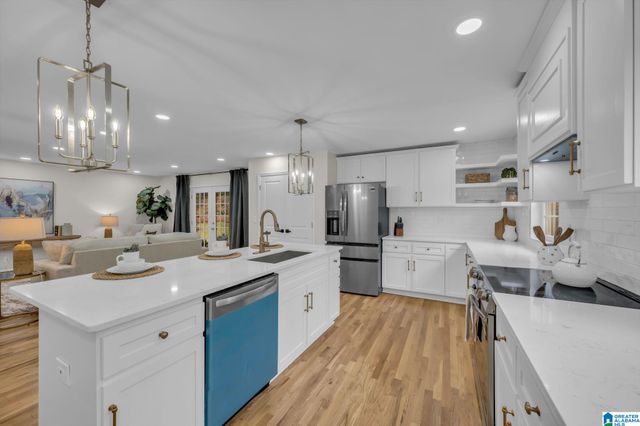 2116 VESTRIDGE DRIVE, Vestavia Hills, AL 35216