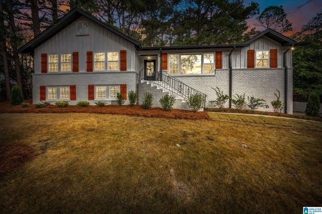 2116 VESTRIDGE DRIVE, Vestavia Hills, AL 35216