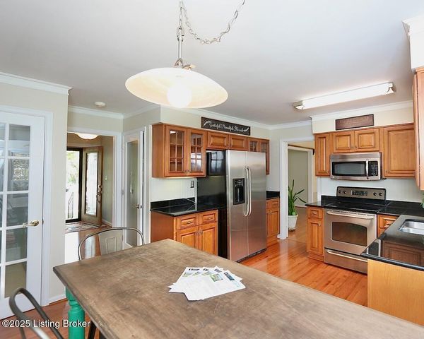 511 Pennyroyal Way, Louisville, KY 40223