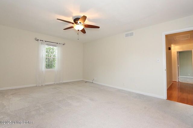 511 Pennyroyal Way, Louisville, KY 40223