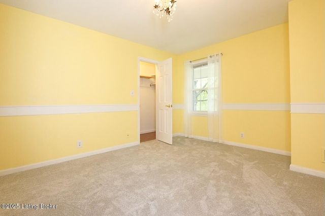 511 Pennyroyal Way, Louisville, KY 40223